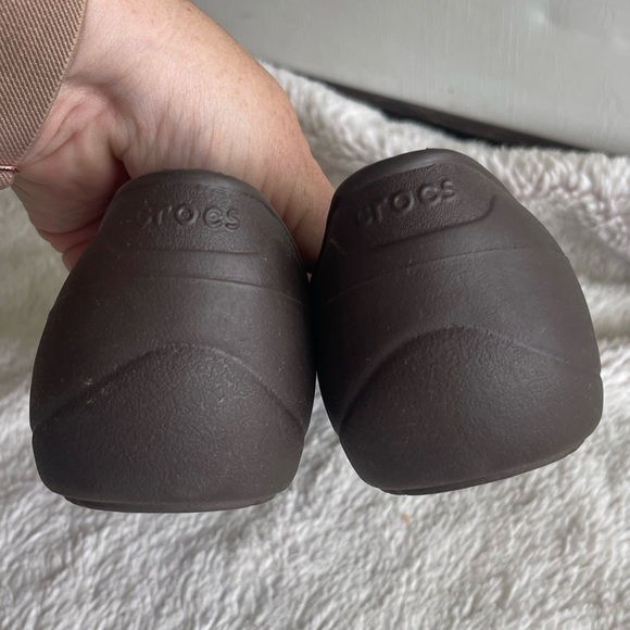 Crocs Juneau brown rubber waterproof clog slip on wedge - Picture 2 of 7